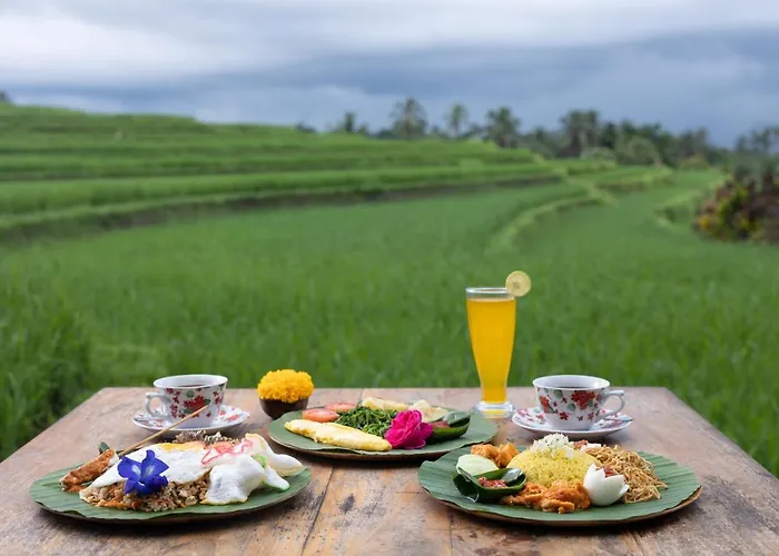 Asep Gumi Bamboo Pesagi Villa