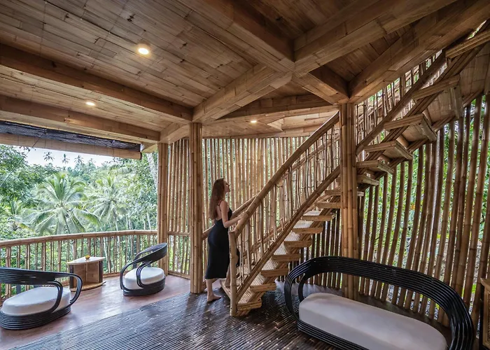 Asep Gumi Bamboo Pesagi Villa *
