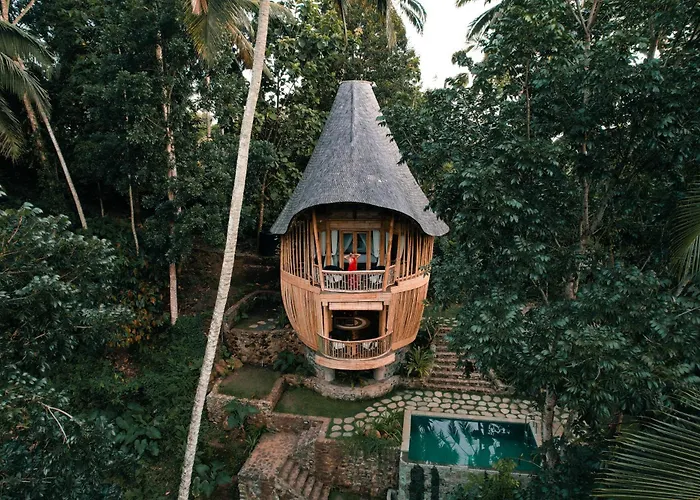 Asep Gumi Bamboo Pesagi Villa *